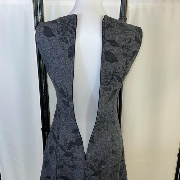 Banana Republic Sleeveless Dress Size 0 EUC - Picture 9 of 12